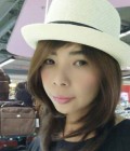 Rencontre Femme Thaïlande à กำแพงเพชร : Lek, 47 ans